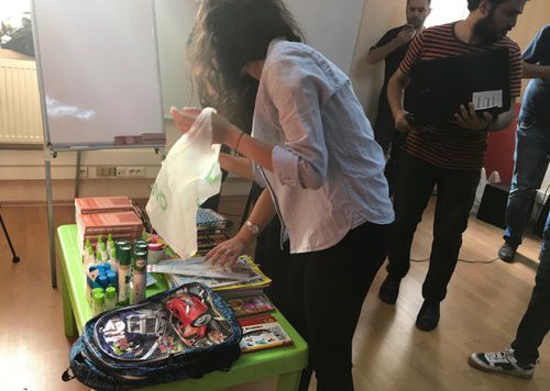 Сбор помощи детям. Фото Фаика Меджида для "Кавказского узла"