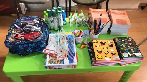 Школьные принадлежности для детей из малоимущих семей и детей политзаключенных. Фото Фаика Меджида для "Кавказского узла"