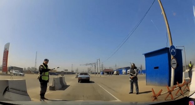 Кпп чермен. Блокпосты на северном кавказе. Чермен федеральный пост. Пост чермен северная осетия. Чермен северная осетия.