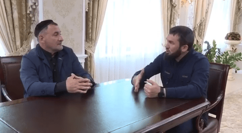 Кадр видео в Instagram Магомеда Даудова. https://www.instagram.com/p/B3ZpoDCIYXm/
Кадр видео в Instagram Магомеда Даудова. https://www.instagram.com/p/B3ZpoDCIYXm/