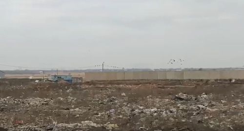 Тление свалки в Астраханской области. Стоп-кадр видео https://vk.com/video52659516_456239242?list=31b9c18288b2ecf454