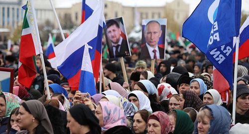 На площади имени А.Ш. Кадырова в Грозном. Фото: пресс-служба "Единой России" в Чеченской Республике