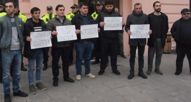 Акция оппозиционеров с требованием освободить Лашу Чхартишвили. Тбилиси, 1 декабря 2019 года. Фото Беслана Кмузова для "Кавказского узла".