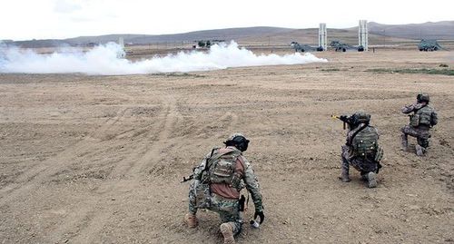 Военнослужащие азербайджанской армии. Фото: пресс-служба МО Азербайджана https://mod.gov.az/ru/foto-arhiv-045/?&pagen=2