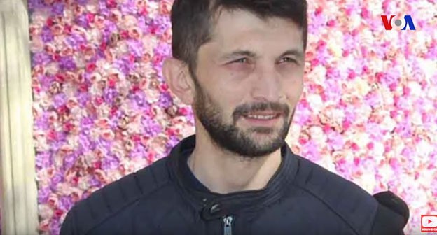 Полад Асланов. Скриншот с видео Youtube-канала Amerikanın Səsi
https://www.youtube.com/watch?v=p-8biHhxt2M