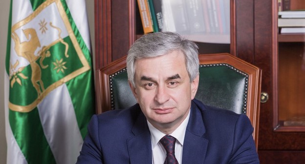 Рауль Хаджимба. Фото пресс-службы президента Абхазии, https://presidentofabkhazia.org