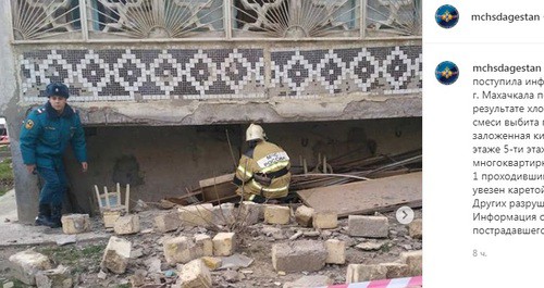 Последствия взрыва газа в Махачкале. Фото: скриншот со страницы mchsdagestan в Instagram https://www.instagram.com/p/B7yCu77ncMN/