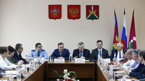 Губернатор Краснодарского края Вениамин Кондратьев представляет нового исполняющего обязанности главы Усть-Лабинского района Сергея Запорожского. 31 января 2020 года. Фото пресс-службы администрации Краснодарского края, http://www.adminustlabinsk.ru