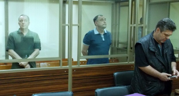 Владимир Оленский и Дмитрий Гнатив на оглашении приговора. Фото Константина Волгина для "Кавказского узла"
