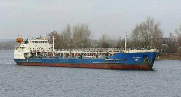 Сухогруз. Фото: ГУ МЧС по Ростовской области https://61.mchs.gov.ru/deyatelnost/press-centr/operativnaya-informaciya/4106751