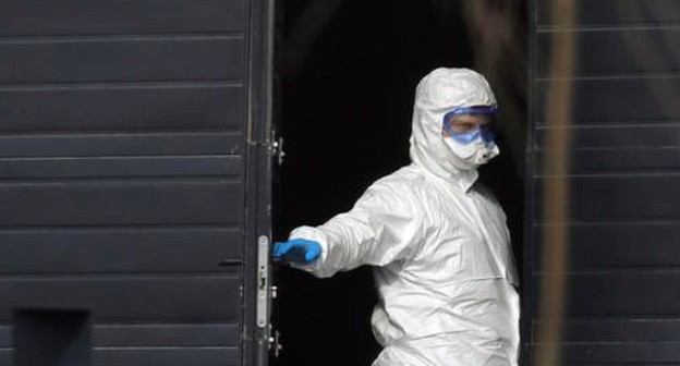 Медицинский работник. REUTERS/Tatyana Makeyeva