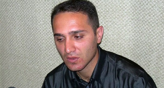 Эльчин Гасанзаде (Гасанов). Кадр видео median.tv 