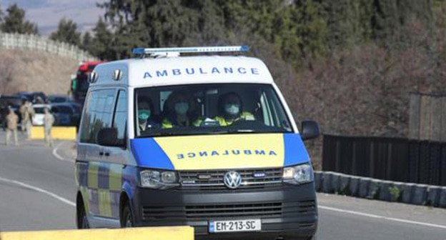 Скорая помощь в Грузии Фото REUTERS/Irakli Gedenidze