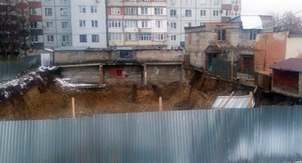 Строительство многоэтажки. Фото Людмилы Маратовой для "Кавказского узла"