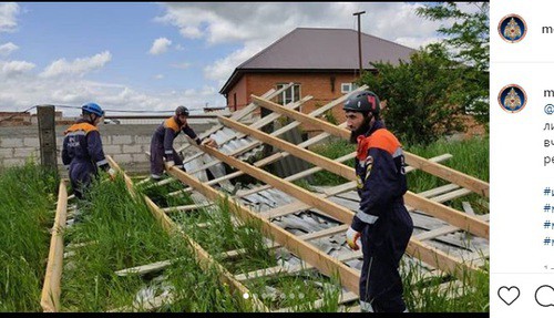 Последствия урагана в Ингушетии. Фото: скриншот со страницы mchsing в Instagram https://www.instagram.com/p/CBAjpf2s-67/ Последствия урагана в Ингушетии. Фото: скриншот со страницы mchsing в Instagram https://www.instagram.com/p/CBAjpf2s-67/