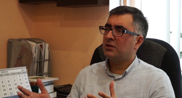  Анар Мамедли. Кадр видео канала 
Viasna96 https://www.youtube.com/watch?v=ZUaBPp6_jDI