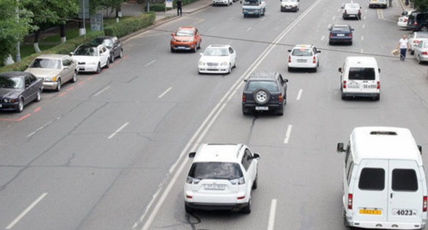 Дорожное движение. Фото © Sputnik/ Asatur Yesayants
https://ru.armeniasputnik.am/columnists/20170605/7536721/kgb-kak-obshchenacionalnaya-ideya-na-armyanskih-dorogah.html