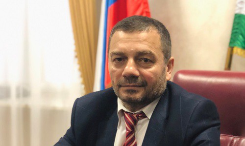 Алаудин Боков. Фото: пресс-служба Постоянного представительства Ингушетии при президенте России http://postpredstvo.ru/obrashhenie-postoyannogo-predstavitelya-respubliki-ingushetiya-alaudina-bokova-k-glave-respubliki-maxmudu-ali-kalimatovu/