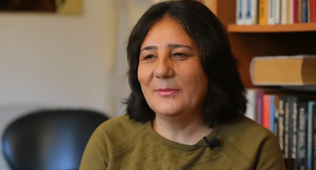 Гезяль Байрамлы. Кадр видеоинтервью AzadliqRadiosu www.youtube.com/watch?v=CrrbaNRsfSw
 