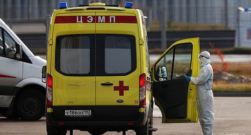 Машина скорой помощи. 23 октября 2020 г. Фото: REUTERS/Maxim Shemetov