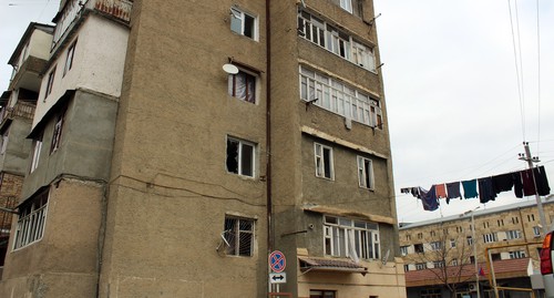 Жилой многоэтажный дом в Степанакерте, 15 ноября 2020 года. Фото Армине Мартиросян для "Кавказского узла"