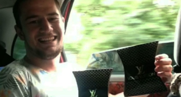 Убитый Вали Абдурагимов. Кадр видео, опубликованного в сообществе "Голос Дагестана" "ВКонтакте"
https://vk.com/video-74219800_456248429