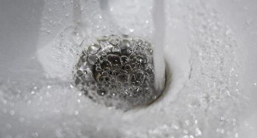 Вода. Фото Елены Синеок, Юга.ру