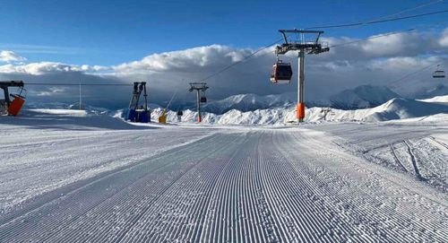 Канатная дорога в Коби.  Фото администрации Гудаури   Gudauri / FB https://www.facebook.com/Gudauri.ski/photos/3028989360464865
