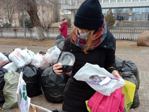 Участница акции в Волгограде. 27 февраля 2021 г. Фото Вячеслава Ященко для "Кавказского узла"