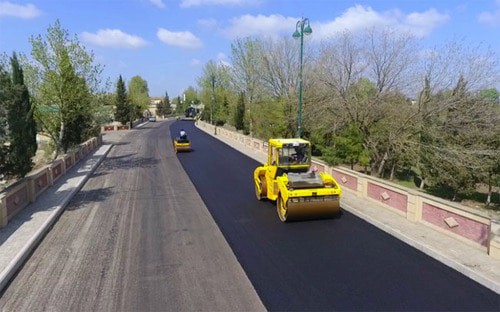 Реконструкция автодороги в Тертерском районе. Фото: Госагентство автодорог Азербайджана.