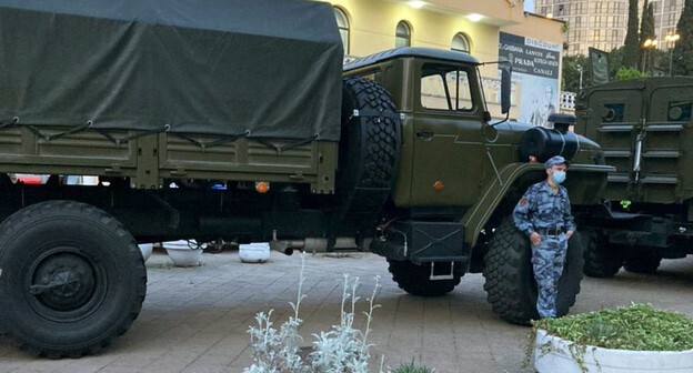 Силовики в Сочи 21 апреля 2021 года. Фото Ирэн Ильенковой для "Кавказского узла"
