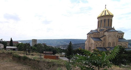 Кафедральный собор Святой Троицы в Тбилиси. Фото: Serouj https://ru.wikipedia.org/