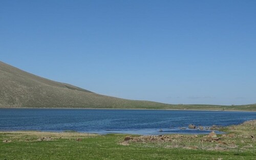 Черное озеро, на которое претендуют и Армения, и Азербайджан. Фото Самвела Алексаняна, https://syuniacyerkir.am