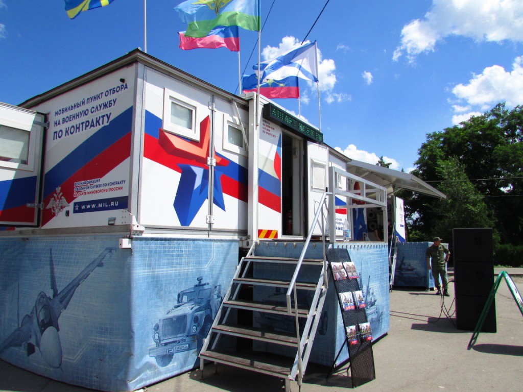 Пункт приема на военную службу. Волгоград, 12 июня 2021 года. Фото Вячеслава Ященко для "Кавказского узла"