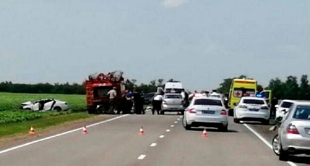 Авария с двумя легковыми автомобилями в Гиагинском районе Адыгеи Фото: пресс-центр МВД по Адыгее
