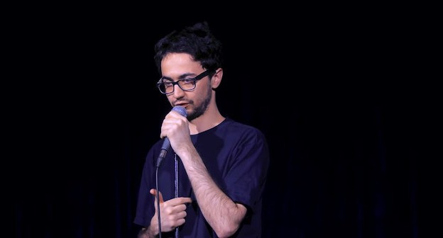 Идрак Мирзализаде. Cкриншот видео 
Stand-Up Club #1
https://www.youtube.com/watch?v=el5RRECNAdI