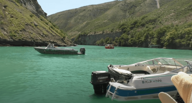 Сулакский каньон в Дагестане, 2021 год. Стоп-кадр видео https://youtu.be/CUrTBMmZfuQ