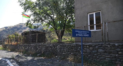 Азербайджанский пограничный пост на дороге Горис - Капан. Фото: ombudsman.am.