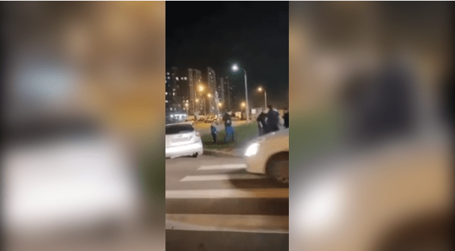 Стоп-кадр видео нападения на мужчину с ребенком в Новой Москве, https://t.me/novievatutinki