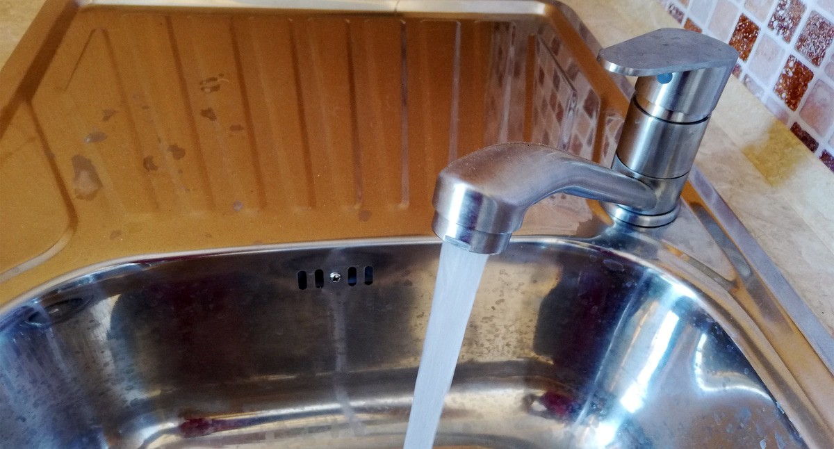 Водопроводный кран. Фото Нины Туманвой для "Кавказского узла" Водопроводный кран. Фото Нины Туманвой для "Кавказского узла"