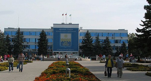 Здание администрации Анапы. Фото: Артём Топчий https://ru.wikipedia.org/