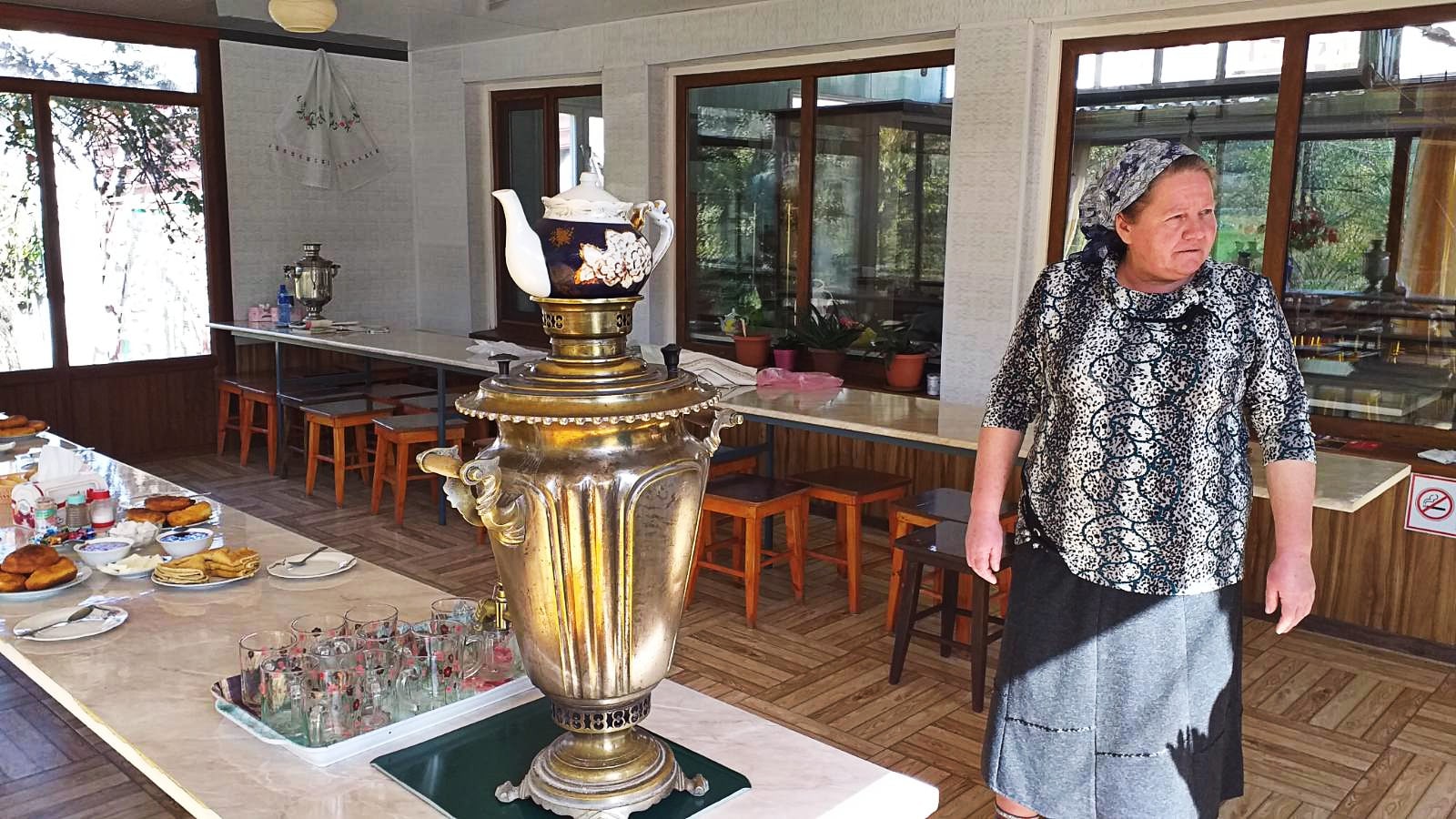 Наталья Рудомёткина готова к приему гостей. Фото: Асмик Хачатрян Наталья Рудомёткина готова к приему гостей. Фото: Асмик Хачатрян