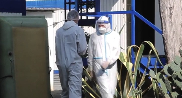 Врачи военного госпиталя в Абхазии. Кадр видео 
vmeste-rf.tv https://vmeste-rf.tv/news/rossiyskiy-voennyy-gospital-zavershil-rabotu-v-abkhazii/