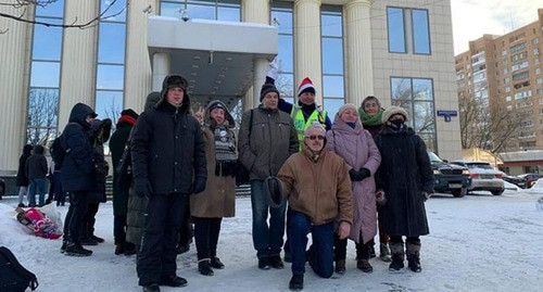 Сторонники "Мемориала" возле Мосгорсуда. Москва, 23 декабря 2021 г. Фото: пресс-служба ПЦ "Мемориал"