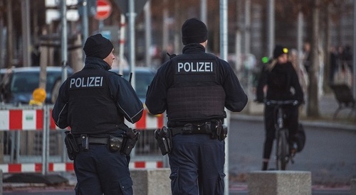 Полицейские в Берлине. Фото: pixabay.com