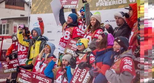 Победители соревнований Elbrus Alpindustria Freeride Week. Фото: пресс-служба курорта «Эльбрус». https://t.me/elbrusresort/28