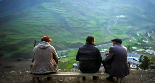 Жители села Хыналыг в Азербайджане. Фото Азиза Каримова для "Кавказского узла"