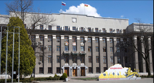 Здание парламента Северной Осетии. Фото  http://alania.gov.ru/vlast/parliament