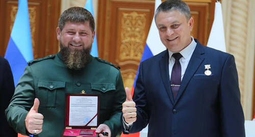 Рамзан Кадыров (слева) и Леонид Пасечник. Фото: ИА "Грозный-информ" https://www.grozny-inform.ru