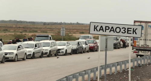 Пробка на границе с Казахстаном. Фото: astrakhan.su